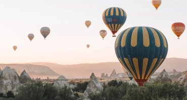 https://thedreamialtours.com/frontend/assets/images/tours/tour-2-1.webp